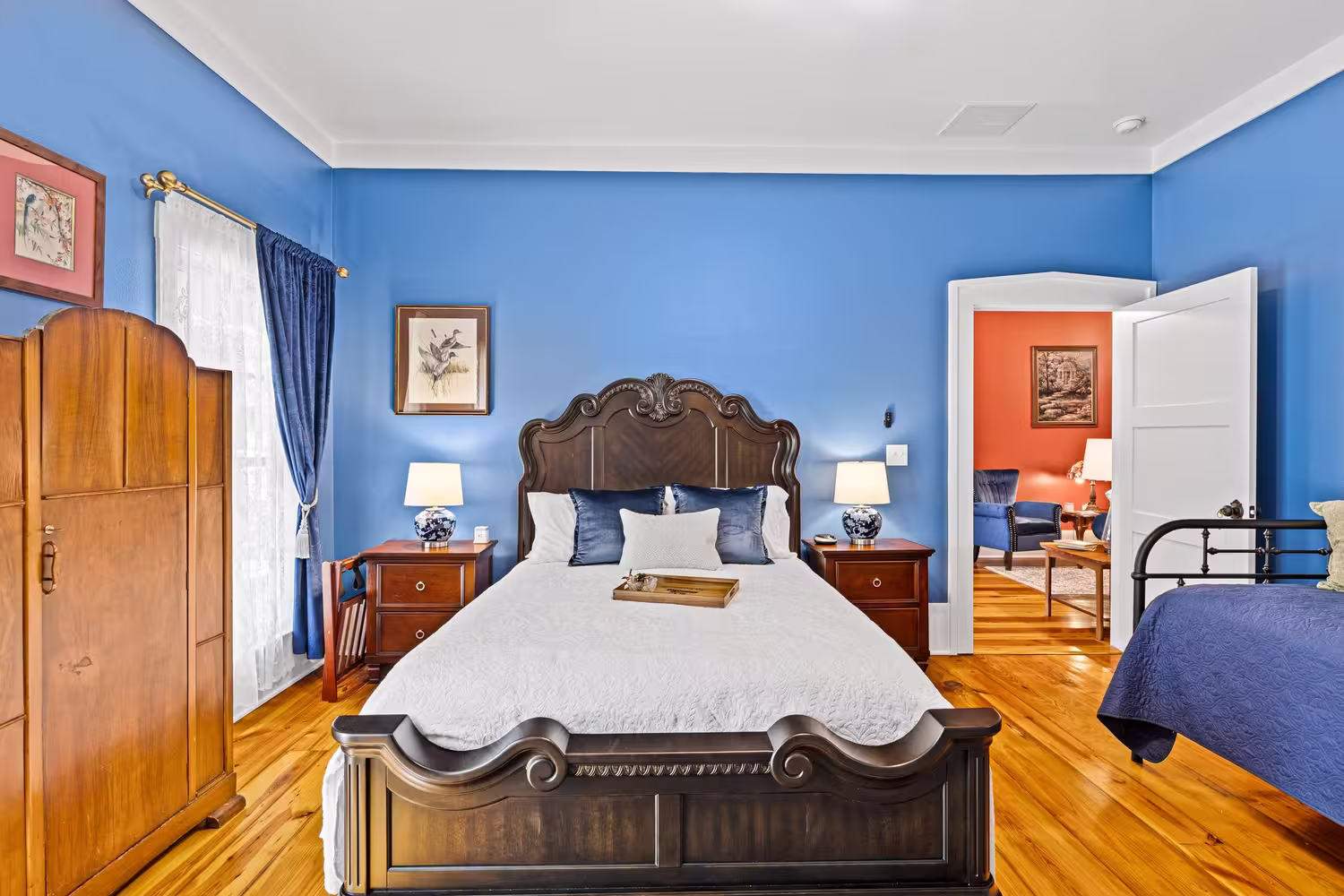 Magnolia Room guest room view 3